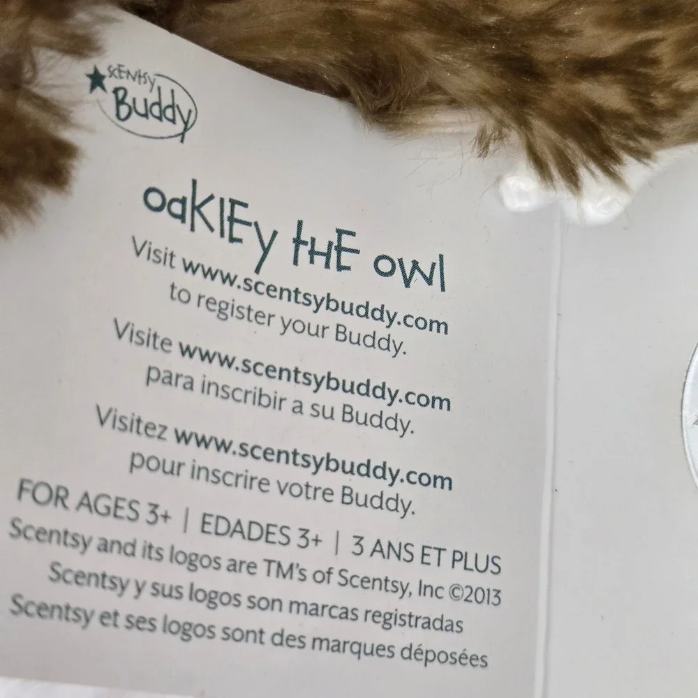Scentsy Buddy OakLey‎ the Owl Plush Stuffed Animal Clean Breeze Scent Pak